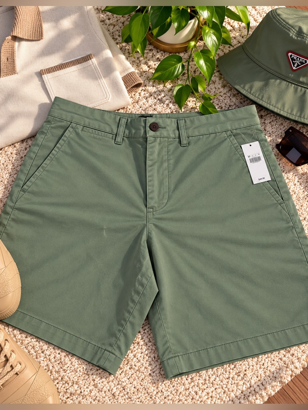 GAP Men's Olive Green Flat-Front Chino Shorts
